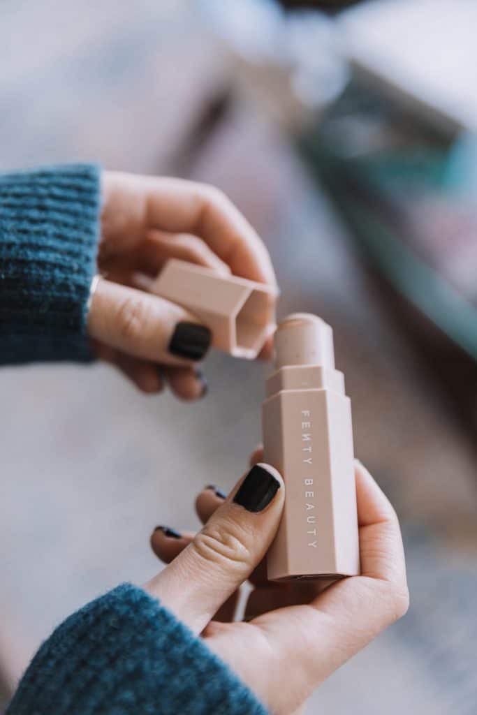 How To Use Cream Contour Sticks | Fenty Beauty MATCH STIX CONTOUR SKINSTICK