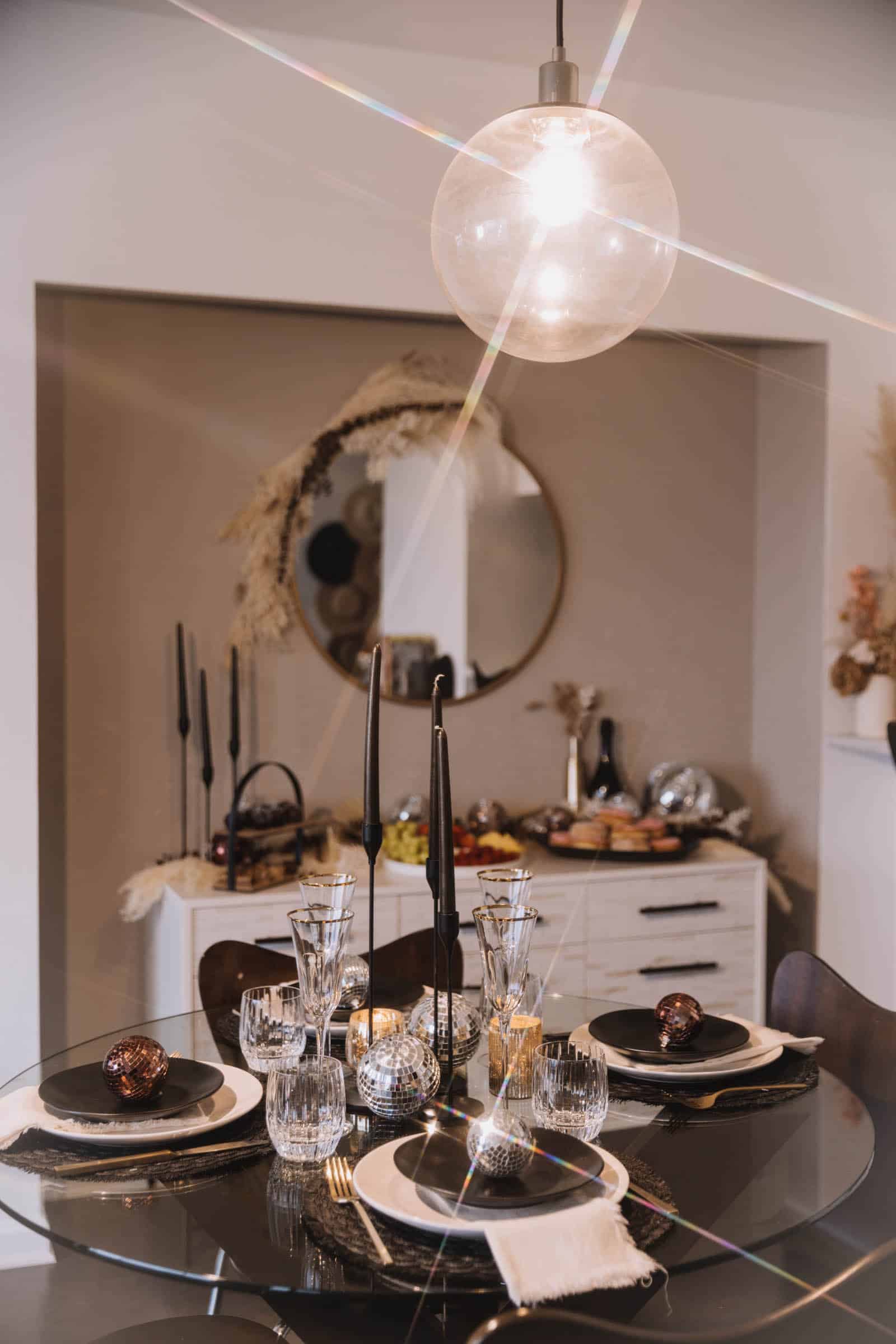 A New Years Eve Tablescape