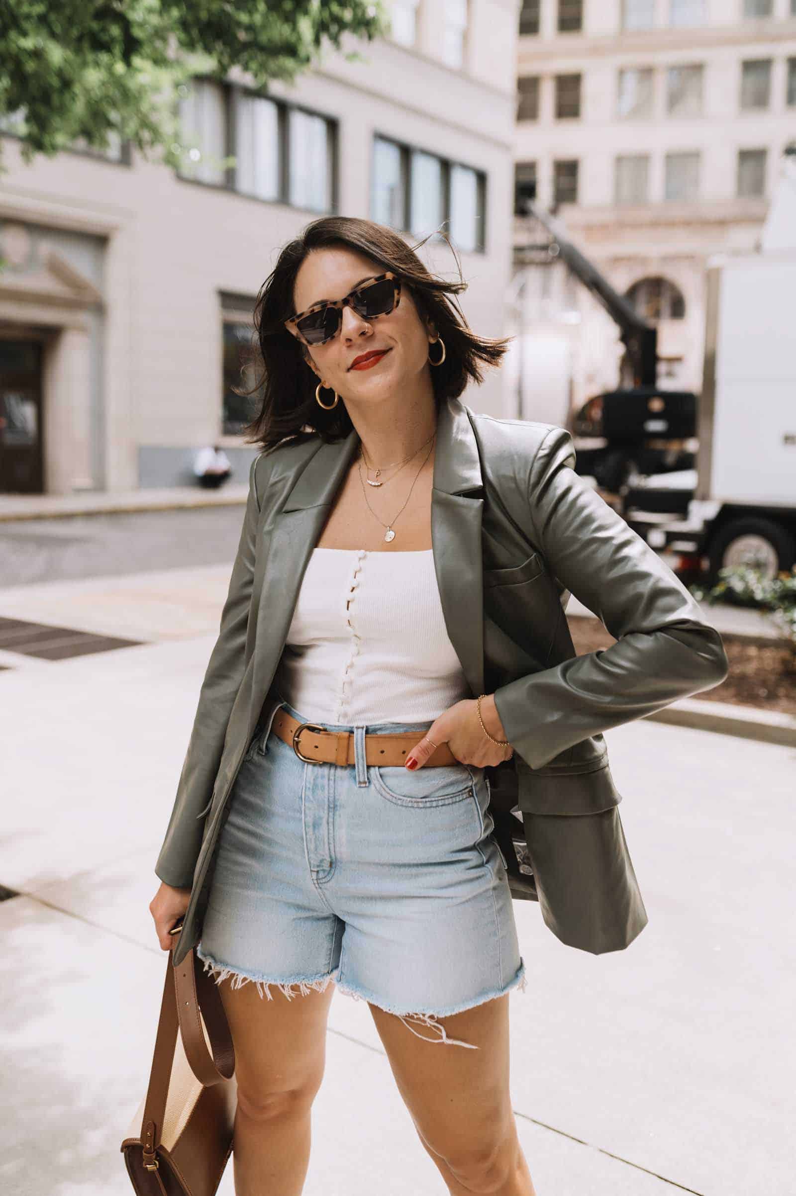 warm fall outfit ideas with a blazer and shorts
