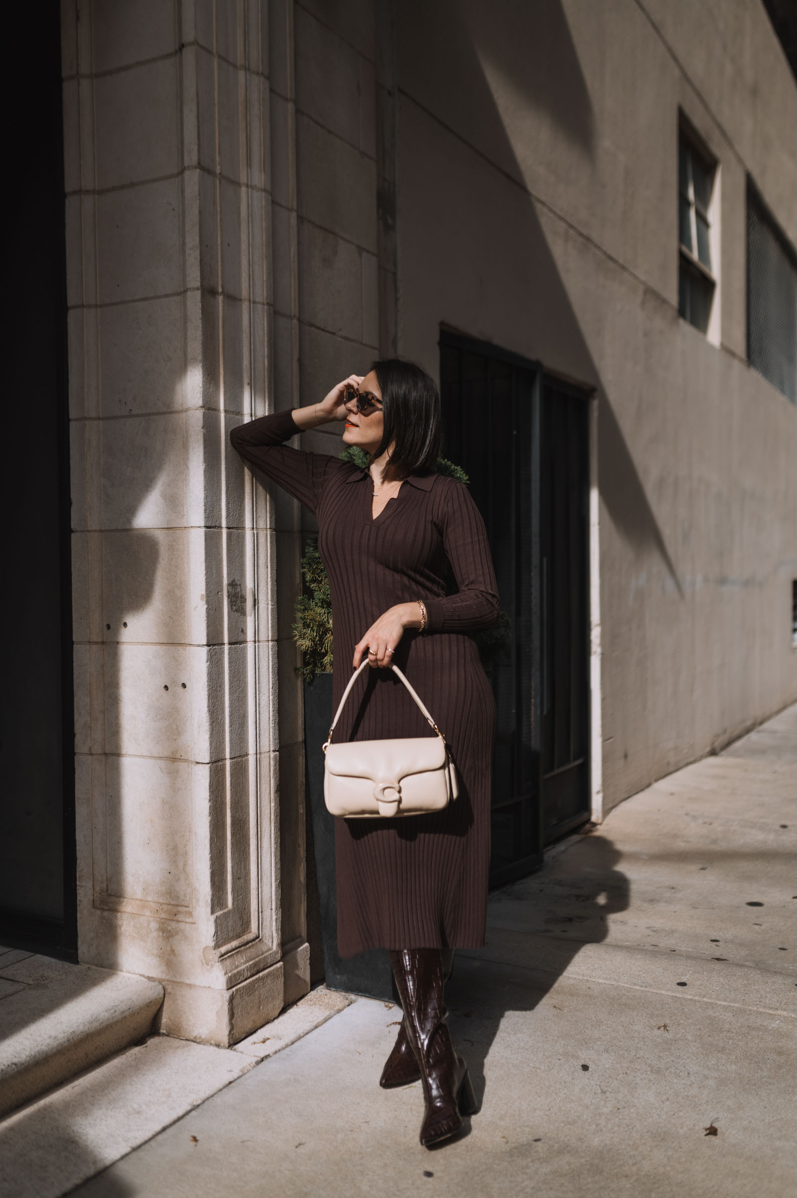 monochromatic brown outfit for fall