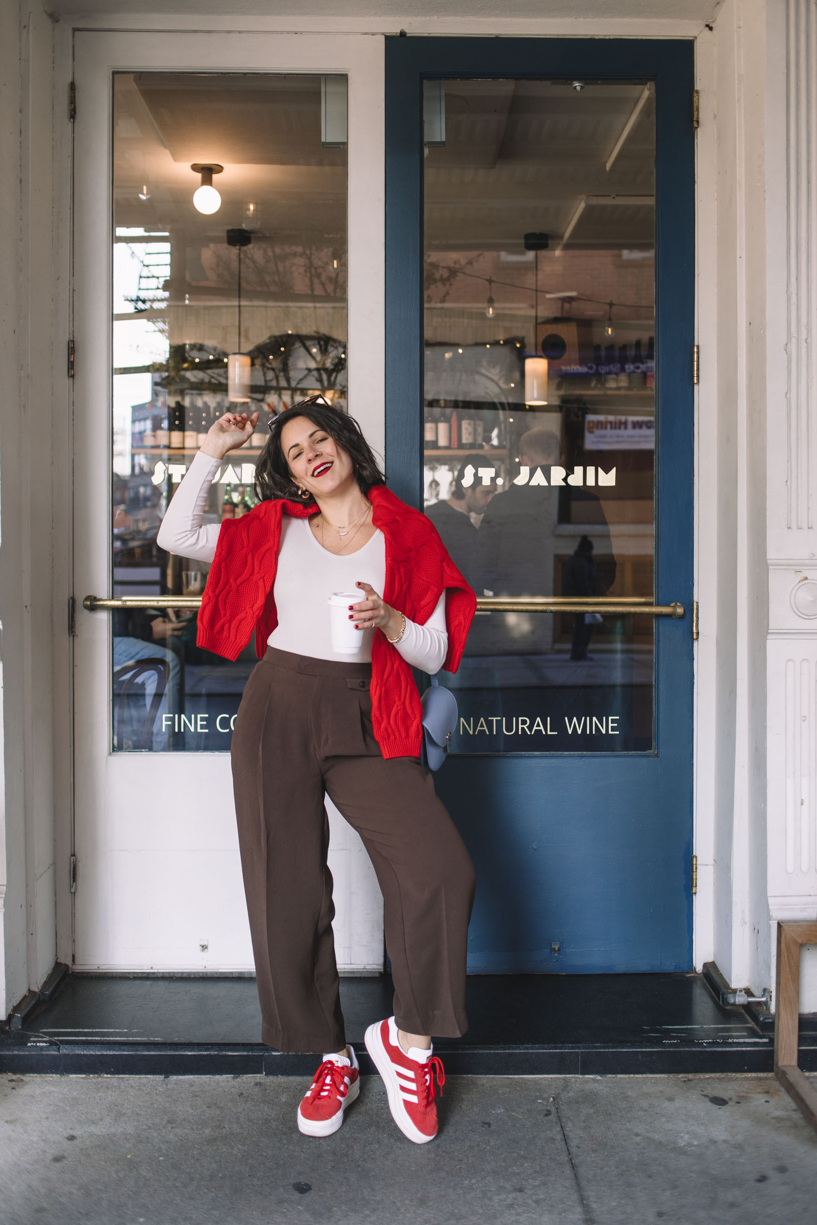 casual brown trouser outfit for fall